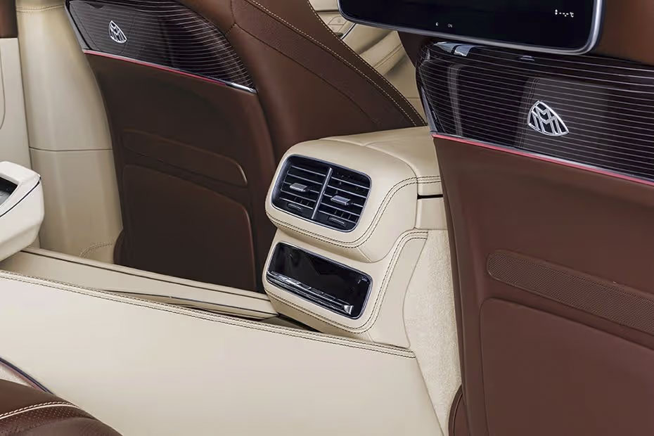 mercedes-benz-maybach-gls-sistema aria condizionata sedili posteriori dettaglio ruotemagiche